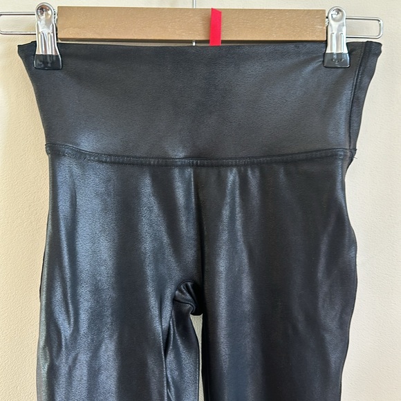 Spanx Faux Leather Leggings Black Size Small - Picture 2 of 4